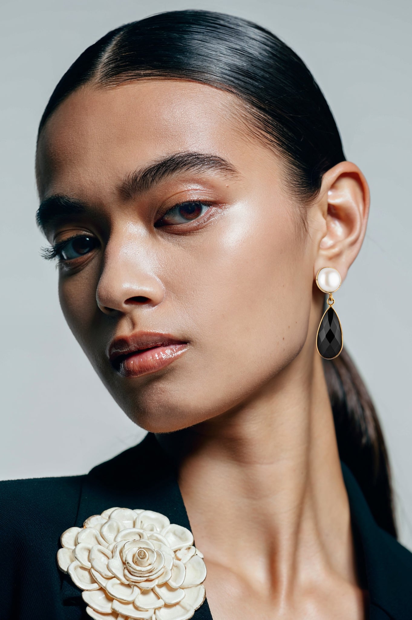 Pearl Onyx Drop Earrings